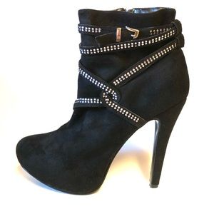 Platform High Heel Ankle Boots Womens Size 12 Black Faux Suede Criss Cross Strap
